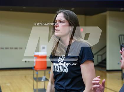 Thumbnail 3 in St. Teresa's Academy vs. Liberty North (MSHSAA Class 5 Quarterfinal) photogallery.