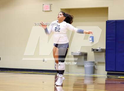 Thumbnail 2 in St. Teresa's Academy vs. Liberty North (MSHSAA Class 5 Quarterfinal) photogallery.