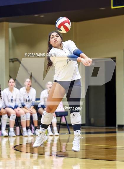 Thumbnail 2 in St. Teresa's Academy vs. Liberty North (MSHSAA Class 5 Quarterfinal) photogallery.