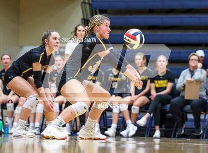 Thumbnail 3 in St. Teresa's Academy vs. Liberty North (MSHSAA Class 5 Quarterfinal) photogallery.