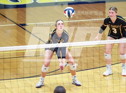 Thumbnail 1 in St. Teresa's Academy vs. Liberty North (MSHSAA Class 5 Quarterfinal) photogallery.