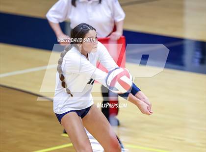 Thumbnail 3 in St. Teresa's Academy vs. Liberty North (MSHSAA Class 5 Quarterfinal) photogallery.
