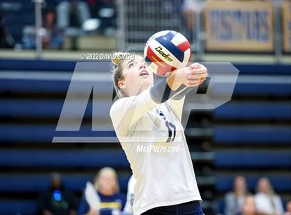 Thumbnail 3 in St. Teresa's Academy vs. Liberty North (MSHSAA Class 5 Quarterfinal) photogallery.