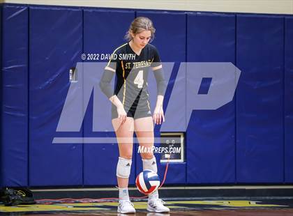 Thumbnail 3 in St. Teresa's Academy vs. Liberty North (MSHSAA Class 5 Quarterfinal) photogallery.