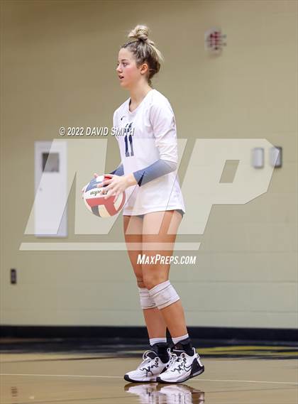 Thumbnail 2 in St. Teresa's Academy vs. Liberty North (MSHSAA Class 5 Quarterfinal) photogallery.
