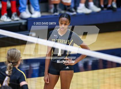 Thumbnail 1 in St. Teresa's Academy vs. Liberty North (MSHSAA Class 5 Quarterfinal) photogallery.