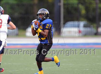 Thumbnail 1 in Dr. Henry Wise vs. Franklin (I-95 Kickoff Classic) photogallery.