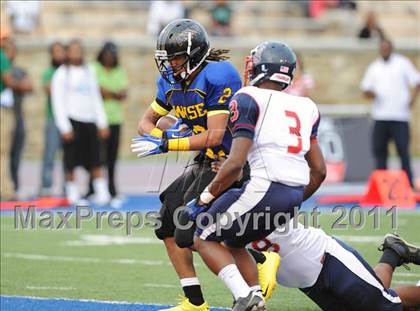 Thumbnail 3 in Dr. Henry Wise vs. Franklin (I-95 Kickoff Classic) photogallery.