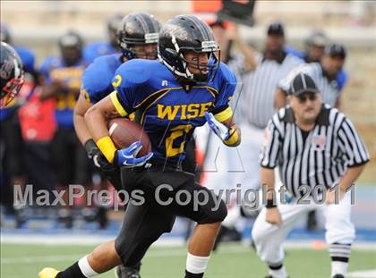 Thumbnail 1 in Dr. Henry Wise vs. Franklin (I-95 Kickoff Classic) photogallery.