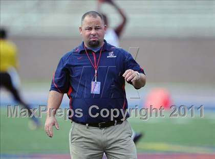 Thumbnail 2 in Dr. Henry Wise vs. Franklin (I-95 Kickoff Classic) photogallery.