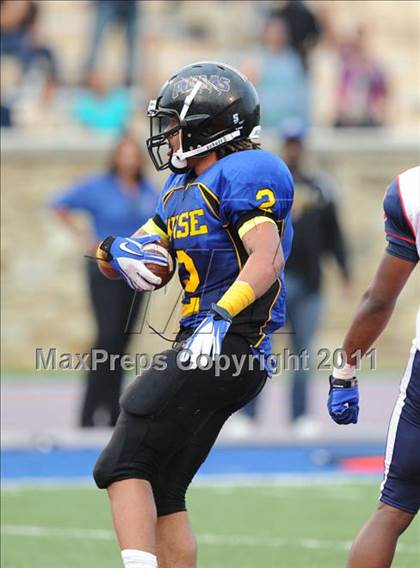 Thumbnail 1 in Dr. Henry Wise vs. Franklin (I-95 Kickoff Classic) photogallery.