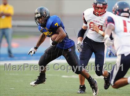Thumbnail 2 in Dr. Henry Wise vs. Franklin (I-95 Kickoff Classic) photogallery.