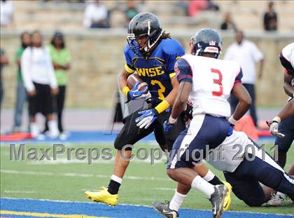 Thumbnail 2 in Dr. Henry Wise vs. Franklin (I-95 Kickoff Classic) photogallery.