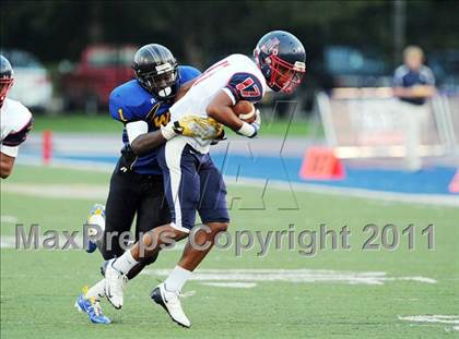 Thumbnail 1 in Dr. Henry Wise vs. Franklin (I-95 Kickoff Classic) photogallery.