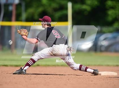 Thumbnail 3 in Lyman Hall @ North Haven (CIAC Class L Quarterfinal) photogallery.