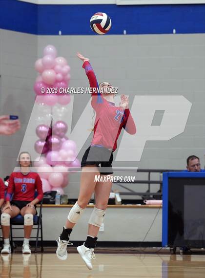 Thumbnail 2 in JV: Round Rock Christian Academy @ Brazos Christian photogallery.