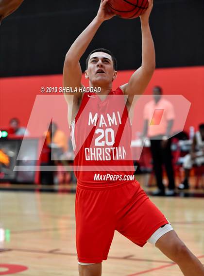 Thumbnail 2 in Booker T. Washington vs Miami Christian (Sun Bash Tournament) photogallery.