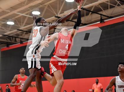Thumbnail 1 in Booker T. Washington vs Miami Christian (Sun Bash Tournament) photogallery.