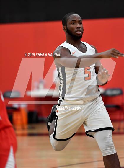 Thumbnail 3 in Booker T. Washington vs Miami Christian (Sun Bash Tournament) photogallery.