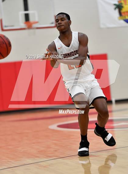 Thumbnail 2 in Booker T. Washington vs Miami Christian (Sun Bash Tournament) photogallery.