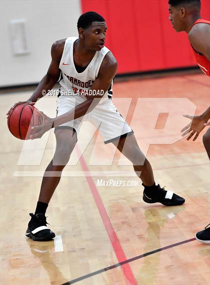 Thumbnail 1 in Booker T. Washington vs Miami Christian (Sun Bash Tournament) photogallery.