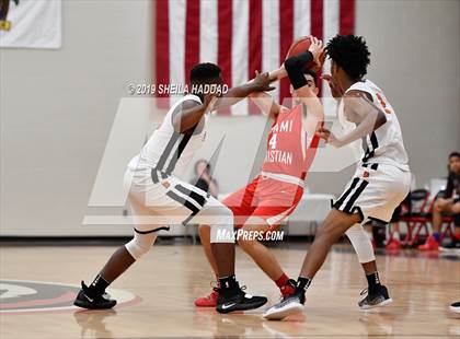 Thumbnail 2 in Booker T. Washington vs Miami Christian (Sun Bash Tournament) photogallery.