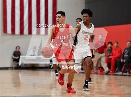 Thumbnail 3 in Booker T. Washington vs Miami Christian (Sun Bash Tournament) photogallery.