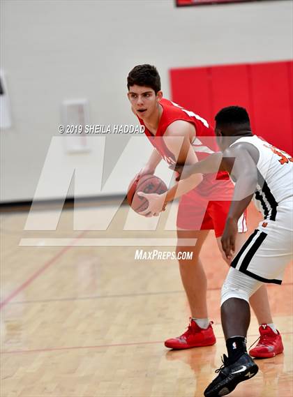 Thumbnail 2 in Booker T. Washington vs Miami Christian (Sun Bash Tournament) photogallery.