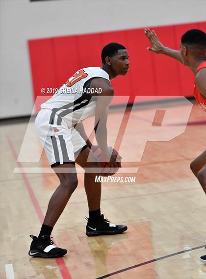 Thumbnail 3 in Booker T. Washington vs Miami Christian (Sun Bash Tournament) photogallery.