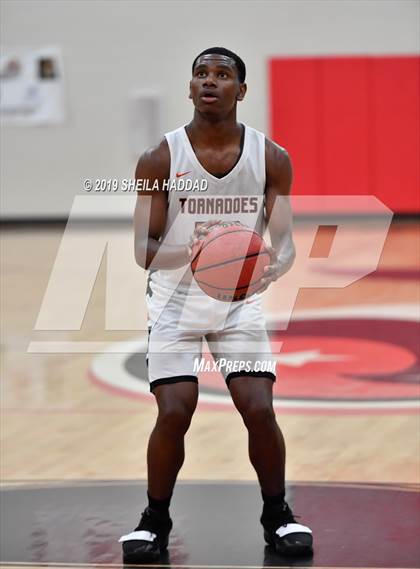 Thumbnail 1 in Booker T. Washington vs Miami Christian (Sun Bash Tournament) photogallery.