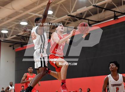 Thumbnail 2 in Booker T. Washington vs Miami Christian (Sun Bash Tournament) photogallery.