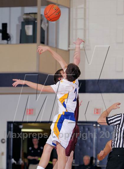 Thumbnail 2 in Ridgway vs Johnsonburg (PIAA District IX A Final) photogallery.