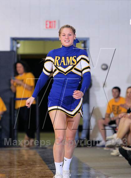 Thumbnail 1 in Ridgway vs Johnsonburg (PIAA District IX A Final) photogallery.