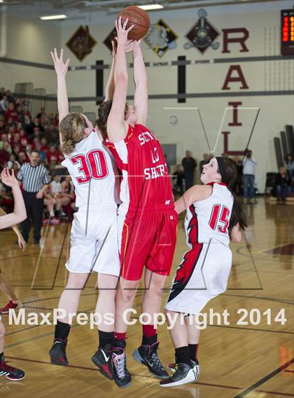 Thumbnail 2 in Owen-Withee vs South Shore (WIAA D5 Sectional Final)  photogallery.