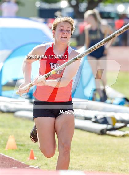 Thumbnail 3 in AIA Track & Field Championships-Wed (Girls Pole Vault) photogallery.