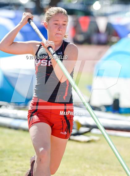 Thumbnail 2 in AIA Track & Field Championships-Wed (Girls Pole Vault) photogallery.