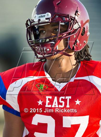 Thumbnail 1 in North Texas Bowl photogallery.