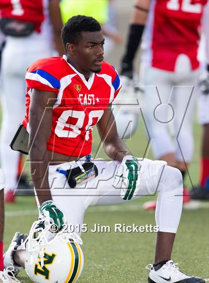 Thumbnail 3 in North Texas Bowl photogallery.
