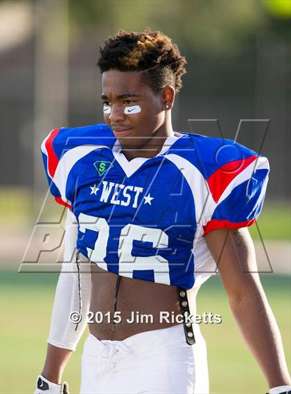Thumbnail 1 in North Texas Bowl photogallery.