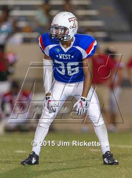 Thumbnail 1 in North Texas Bowl photogallery.