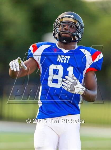 Thumbnail 2 in North Texas Bowl photogallery.