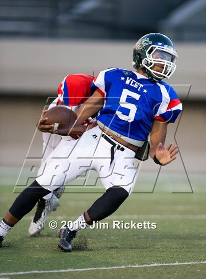 Thumbnail 1 in North Texas Bowl photogallery.