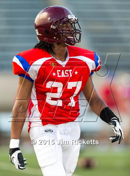Thumbnail 3 in North Texas Bowl photogallery.