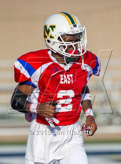 Thumbnail 2 in North Texas Bowl photogallery.