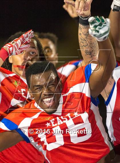 Thumbnail 1 in North Texas Bowl photogallery.