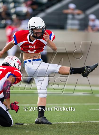 Thumbnail 3 in North Texas Bowl photogallery.