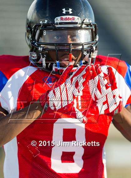 Thumbnail 2 in North Texas Bowl photogallery.