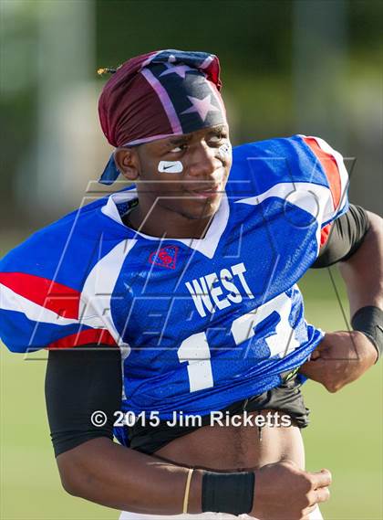 Thumbnail 1 in North Texas Bowl photogallery.