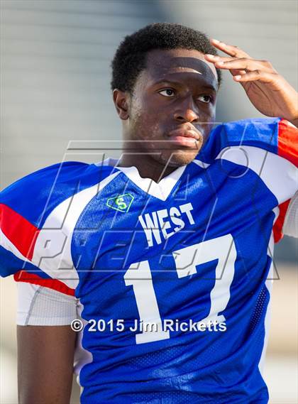 Thumbnail 2 in North Texas Bowl photogallery.