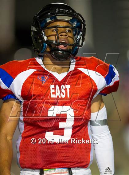 Thumbnail 1 in North Texas Bowl photogallery.